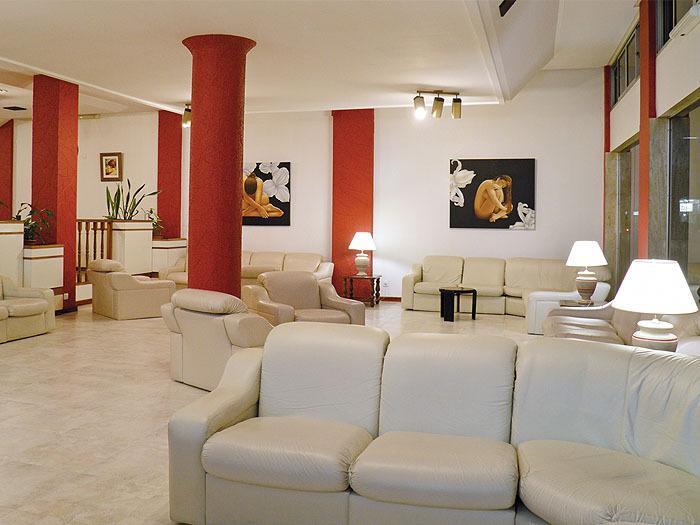 Hotel Morales San Clemente del Tuyú Buitenkant foto